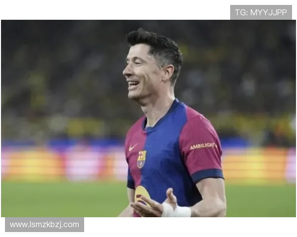 莱万巴萨生涯百球纪录达成 莱万巴萨生涯百球纪录达成